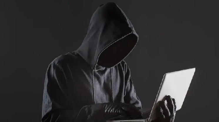 
			Хакер вывел из кроссчейн-моста Gravity Bridge криптовалюту на $5,4 млн		