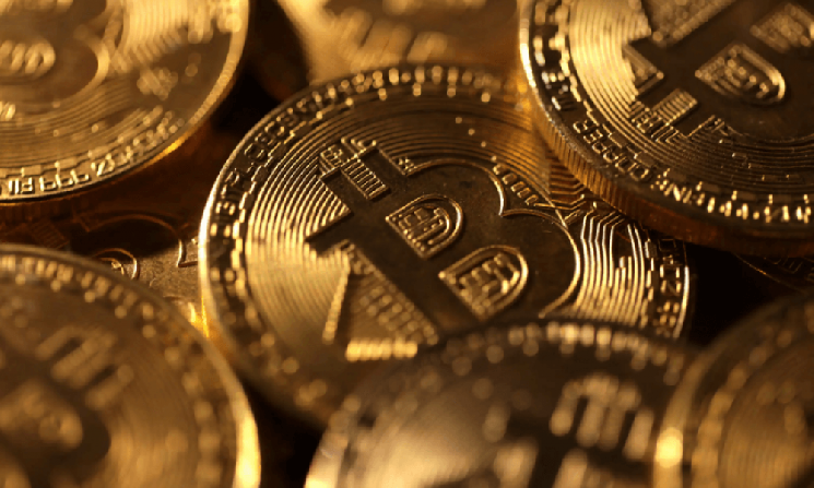 Биткоин стабилизируется выше $63 000, поскольку макроэкономическая ситуация улучшилась