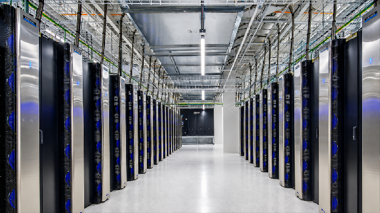 
			Компания Hyperscale Data продала 100 BTC для финансирования центра обработки данных в области искусственного интеллекта стоимостью 3 млрд долларов		